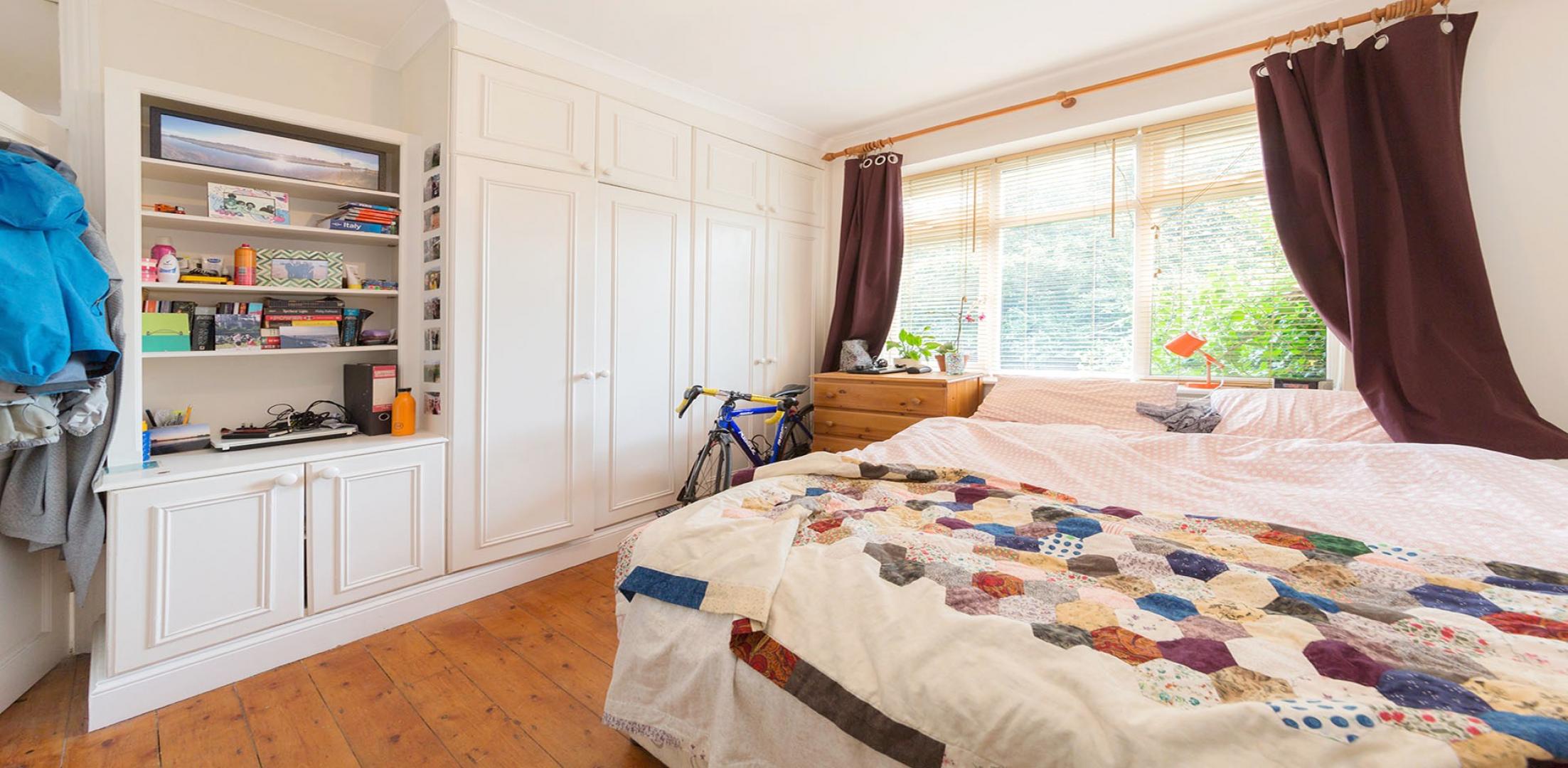 			2 Bedroom, 1 bath, 1 reception Apartment			 Coverdale Road, Shepherds Bush